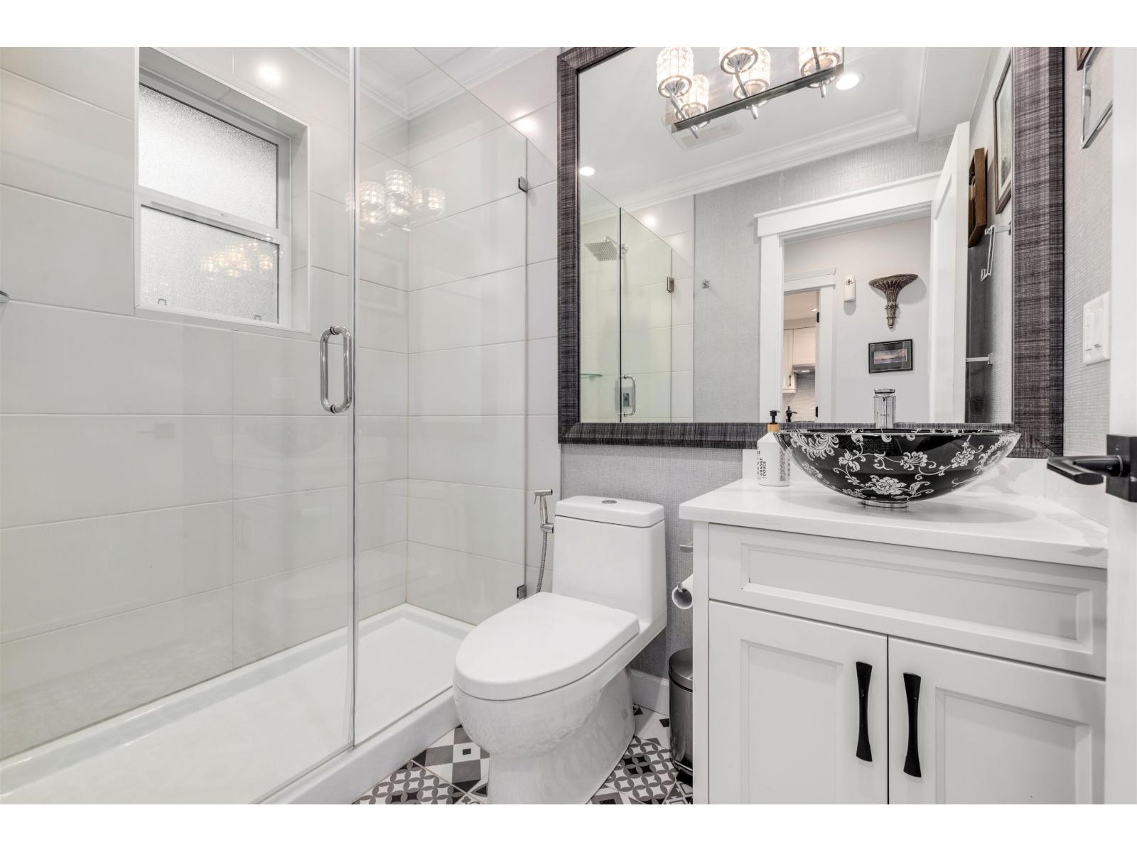 13330 20 AVENUE, Surrey