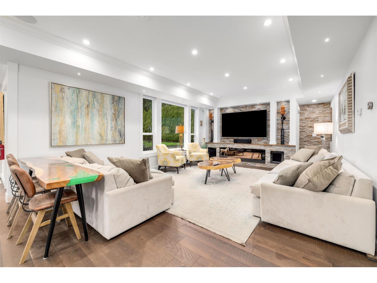 13330 20 AVENUE, Surrey