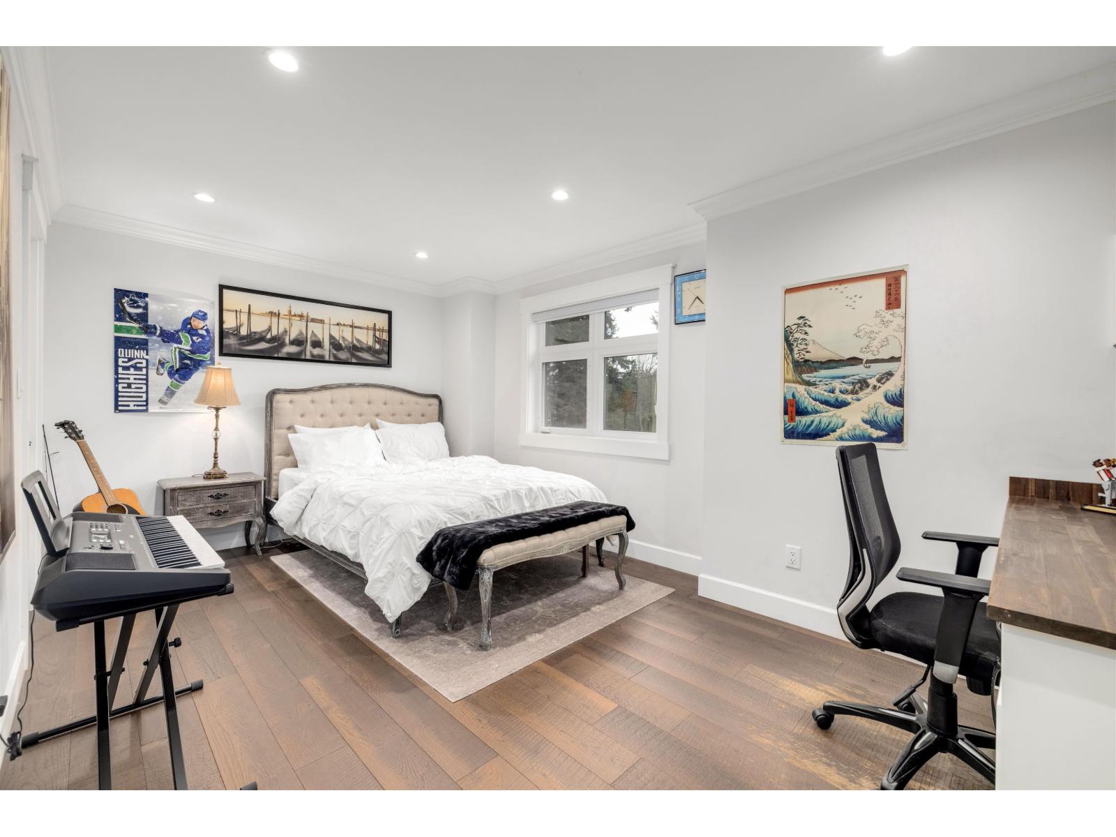 13330 20 AVENUE, Surrey