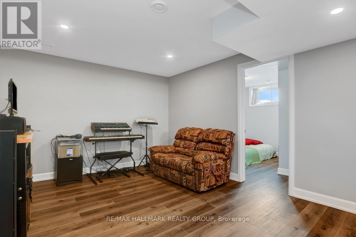 609 MISTY STREET — photo 33