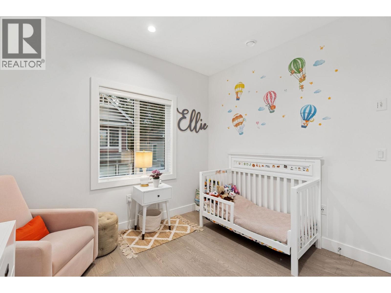 2008 LARSON ROAD, North Vancouver