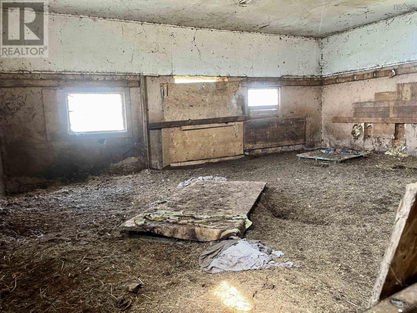 Property 34 of 50 of 1520 Back Road