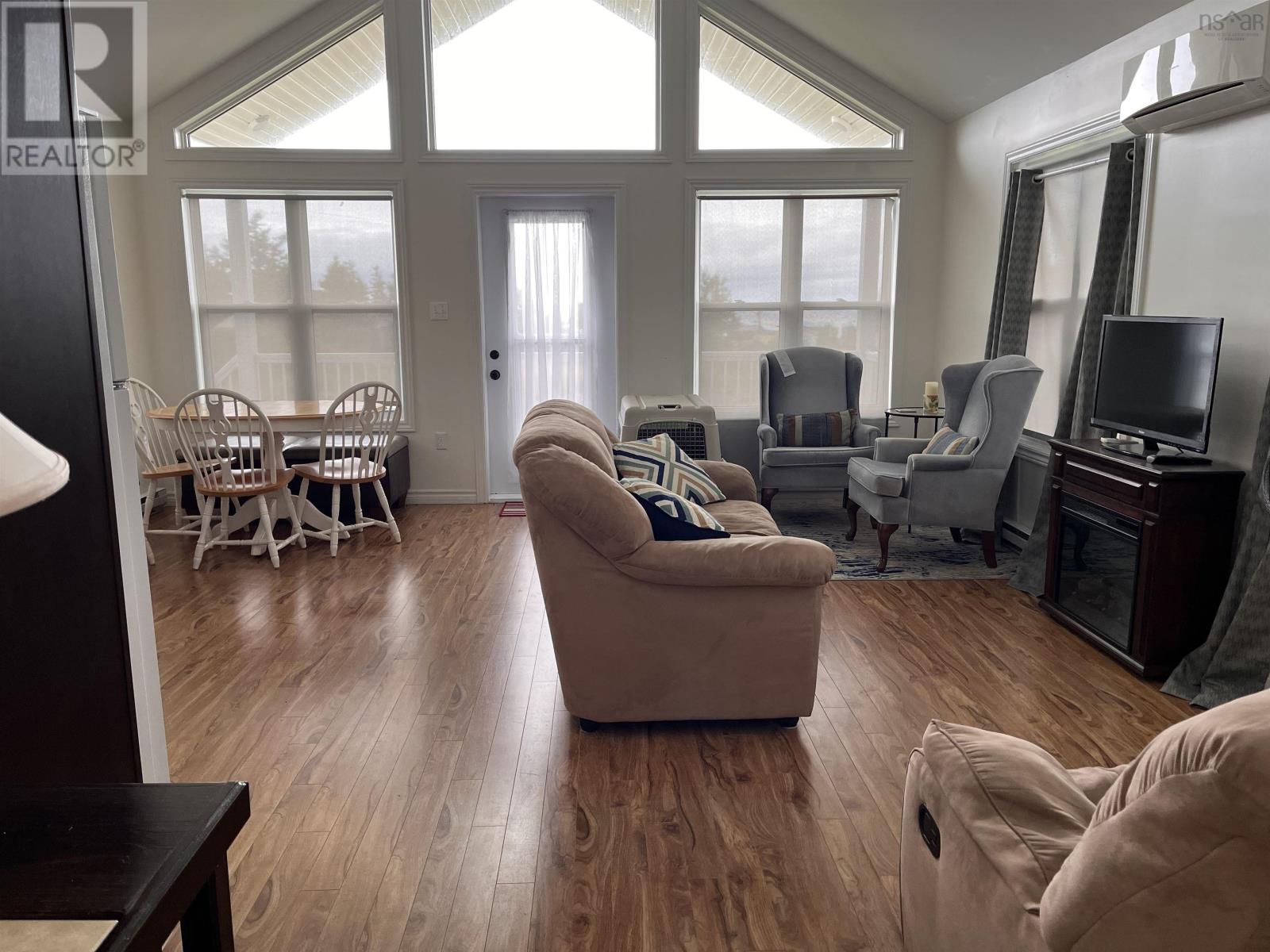 Property 5 of 12 of 39 Heron Drive