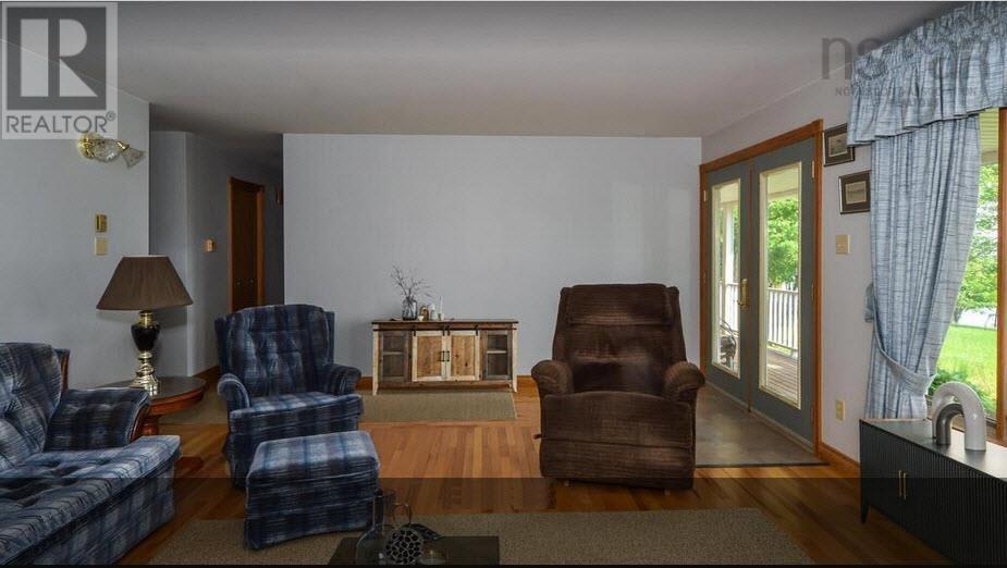 Property 26 of 30 of 1506 Sweetland Road