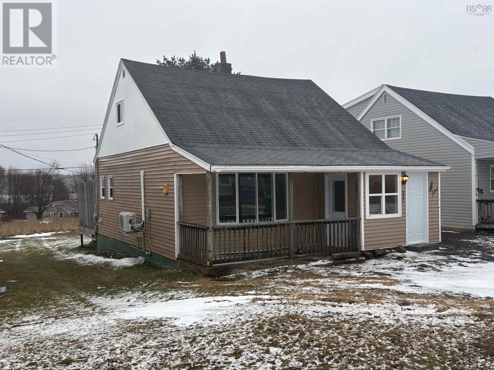 Property 28 of 31 of 177 Poplar Street