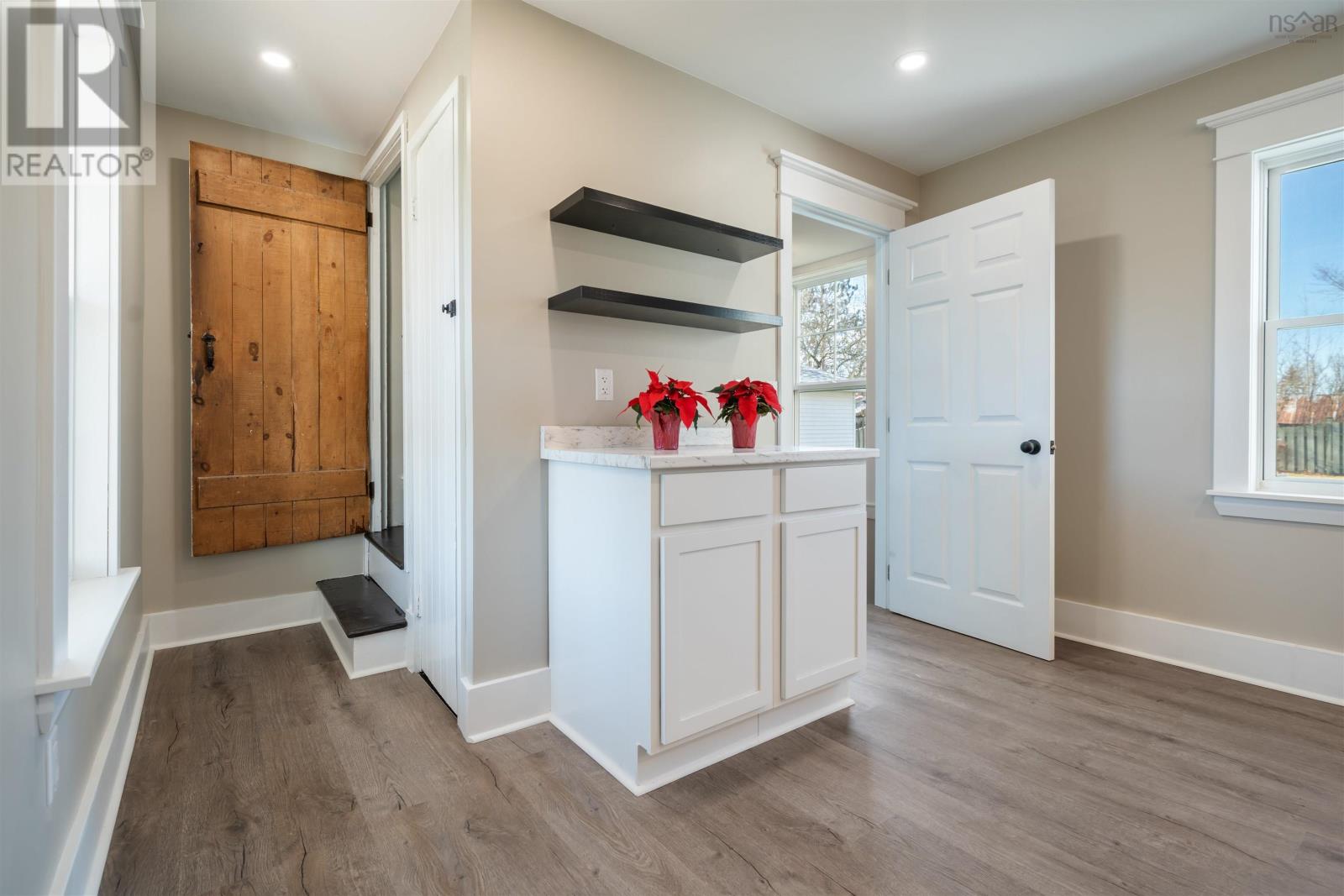 Property 17 of 49 of 6 Hamilton Avenue