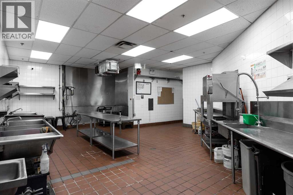 8200 Franklin Avenue, Fort McMurray