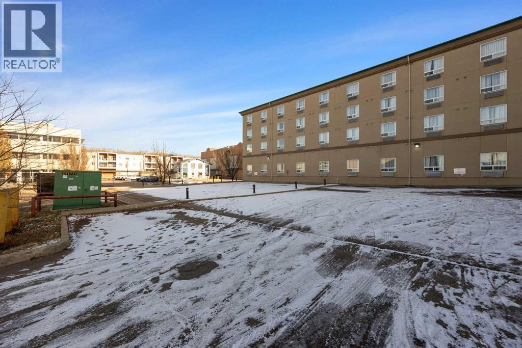 8200 Franklin Avenue, Fort McMurray