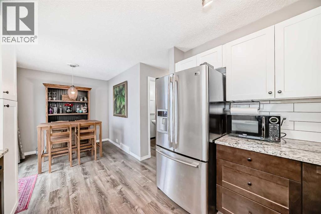 Single Family House for Sale in  Berwick Drive NW Beddington Heights Calgary 