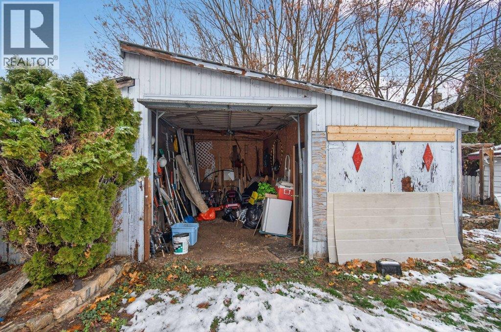  7331 52 Street Northeast, Salmon Arm