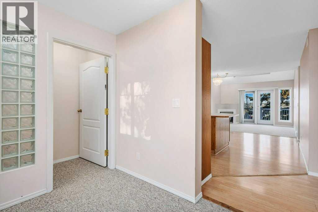 5220 50A Avenue, Sylvan Lake