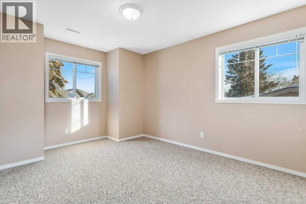 5220 50A Avenue, Sylvan Lake