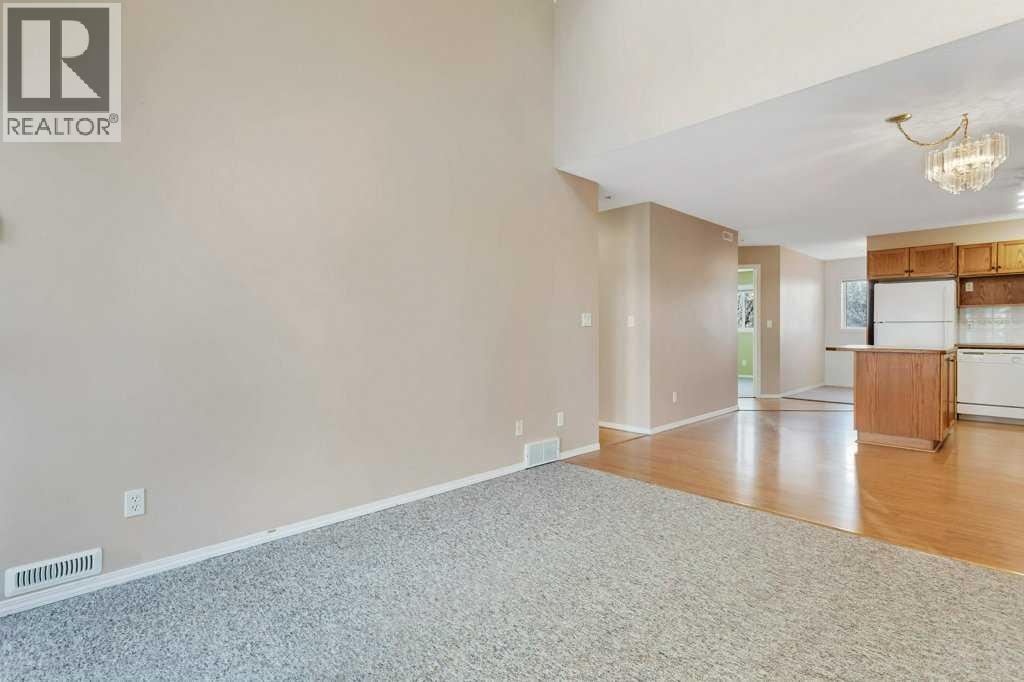 5220 50A Avenue, Sylvan Lake