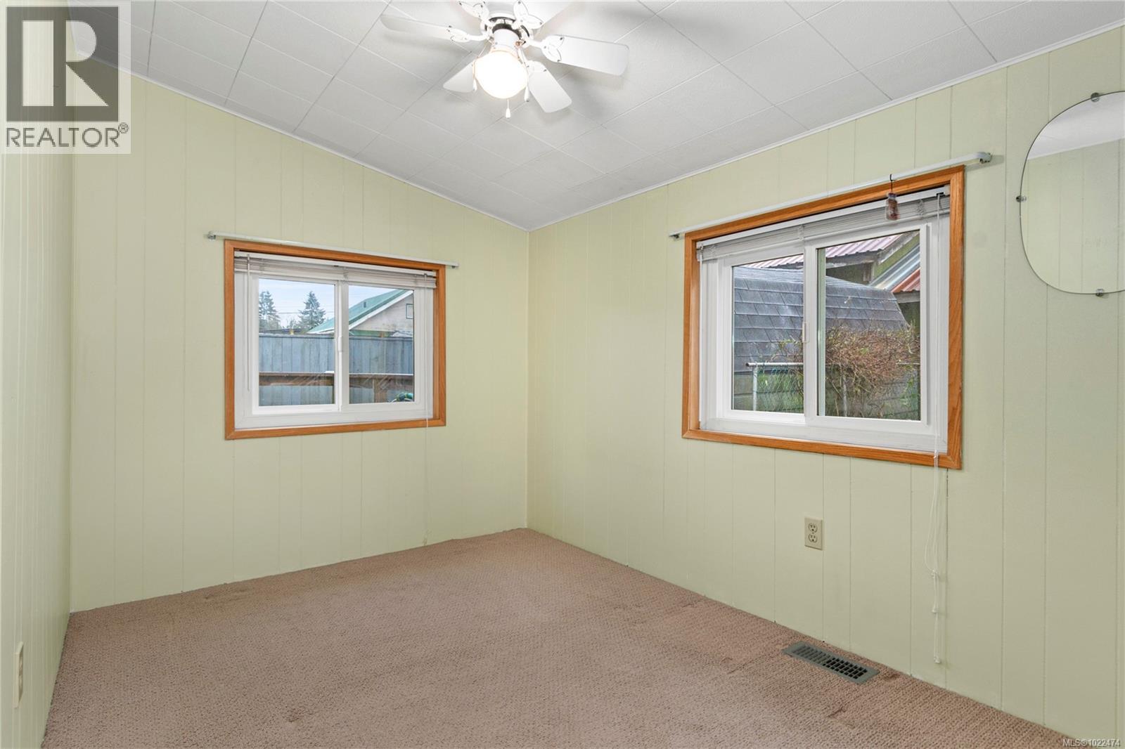 1581 20th Ave, Campbell River