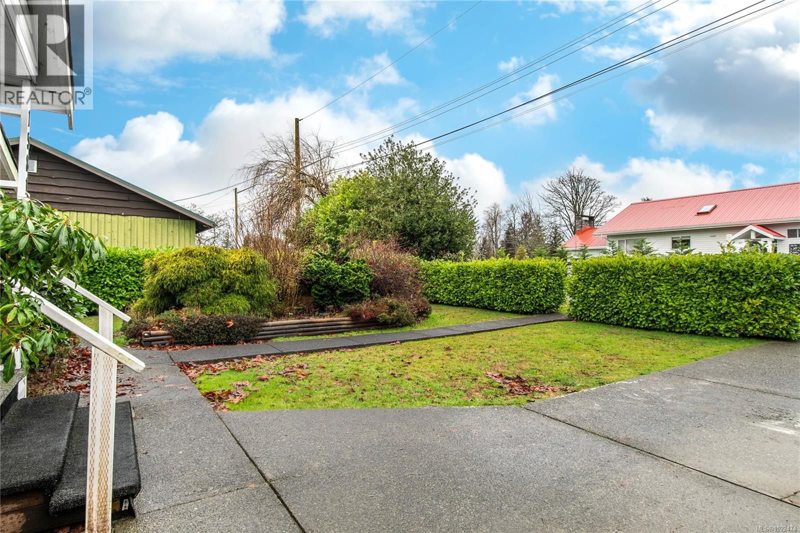 1581 20th Ave, Campbell River