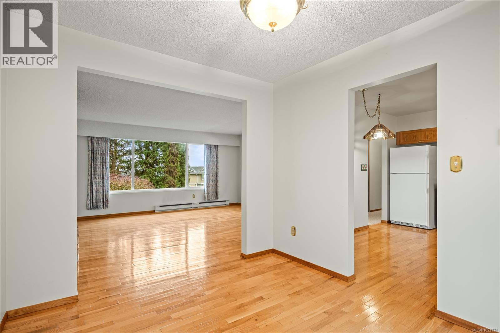 2895 Staffordshire Terr, Nanaimo