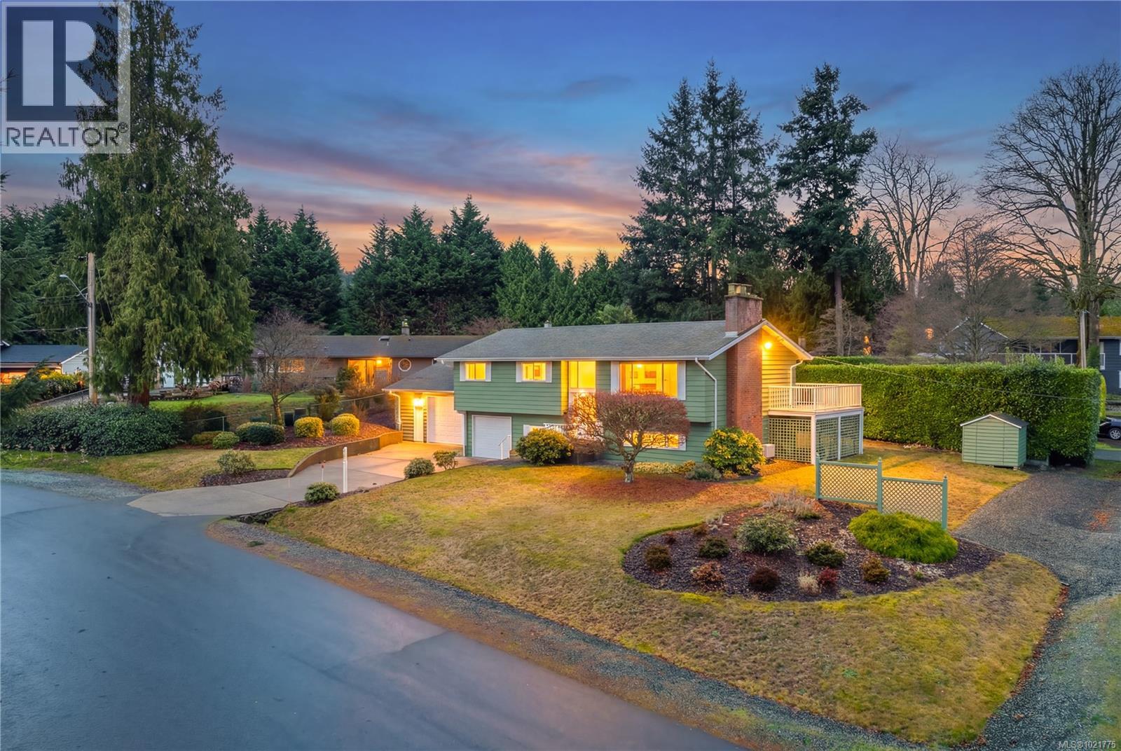 2895 Staffordshire Terr, Nanaimo