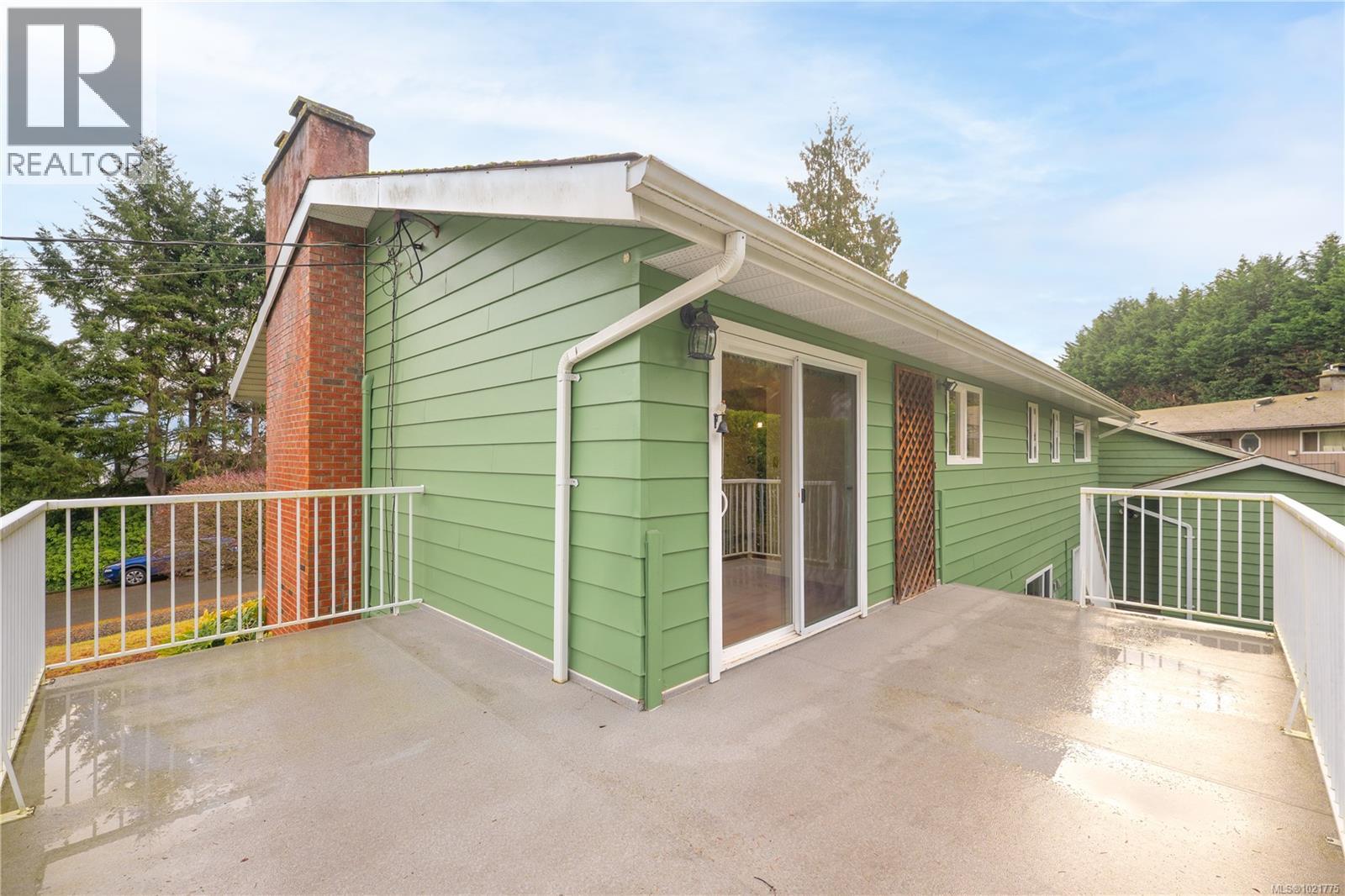 2895 Staffordshire Terr, Nanaimo