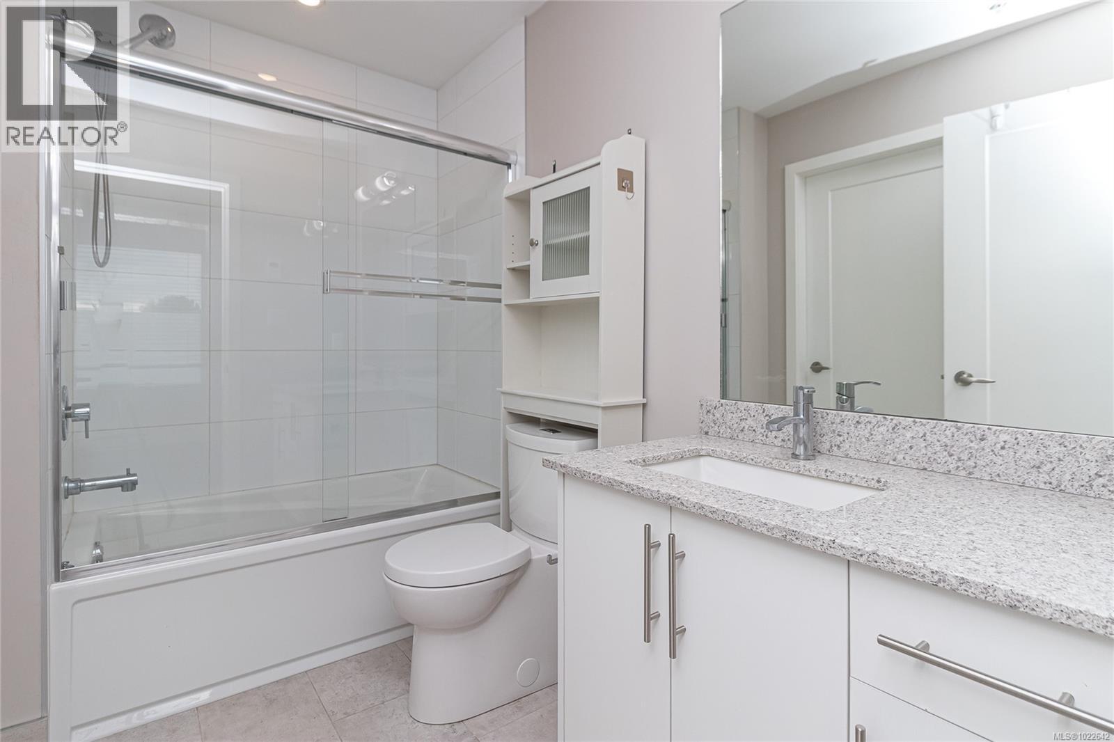 504 1020 Inverness Road, Saanich