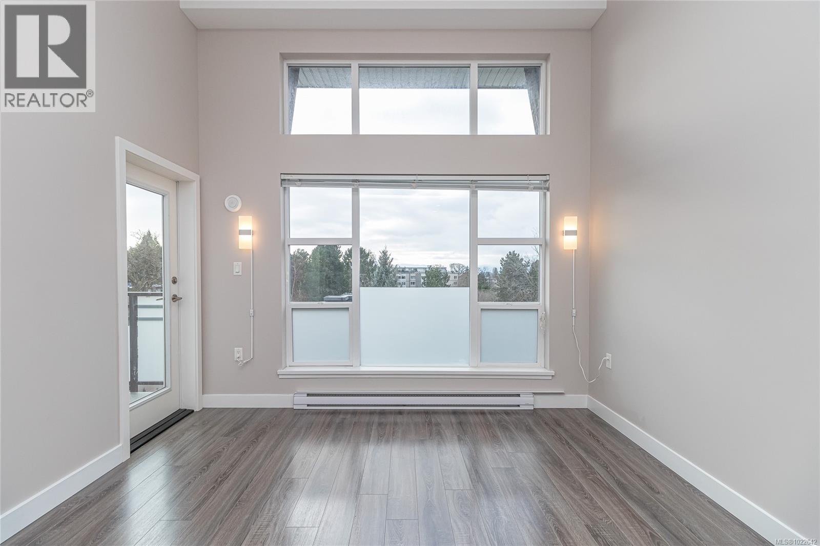 504 1020 Inverness Road, Saanich