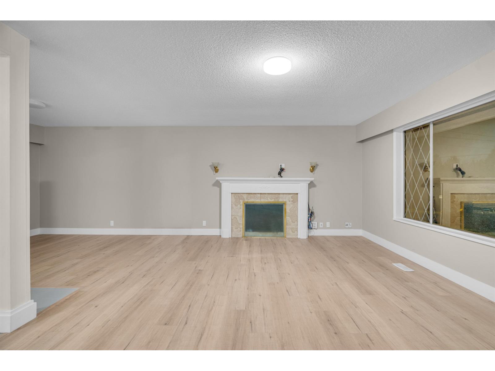 11371 140 STREET, Surrey