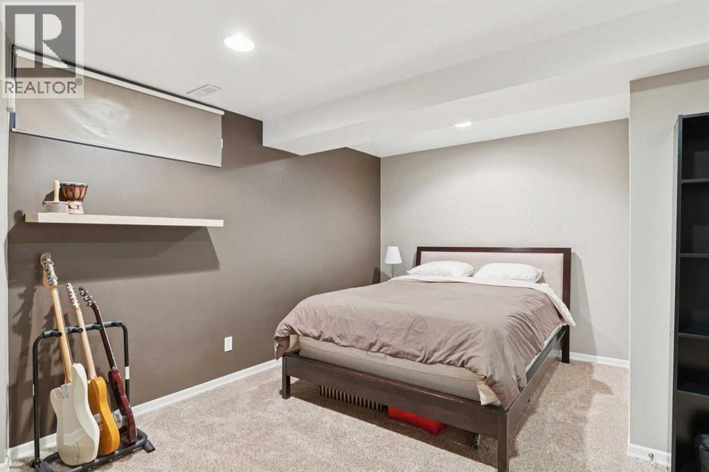 Single Family House for Sale in  River Rock Crescent SE Riverbend Calgary 