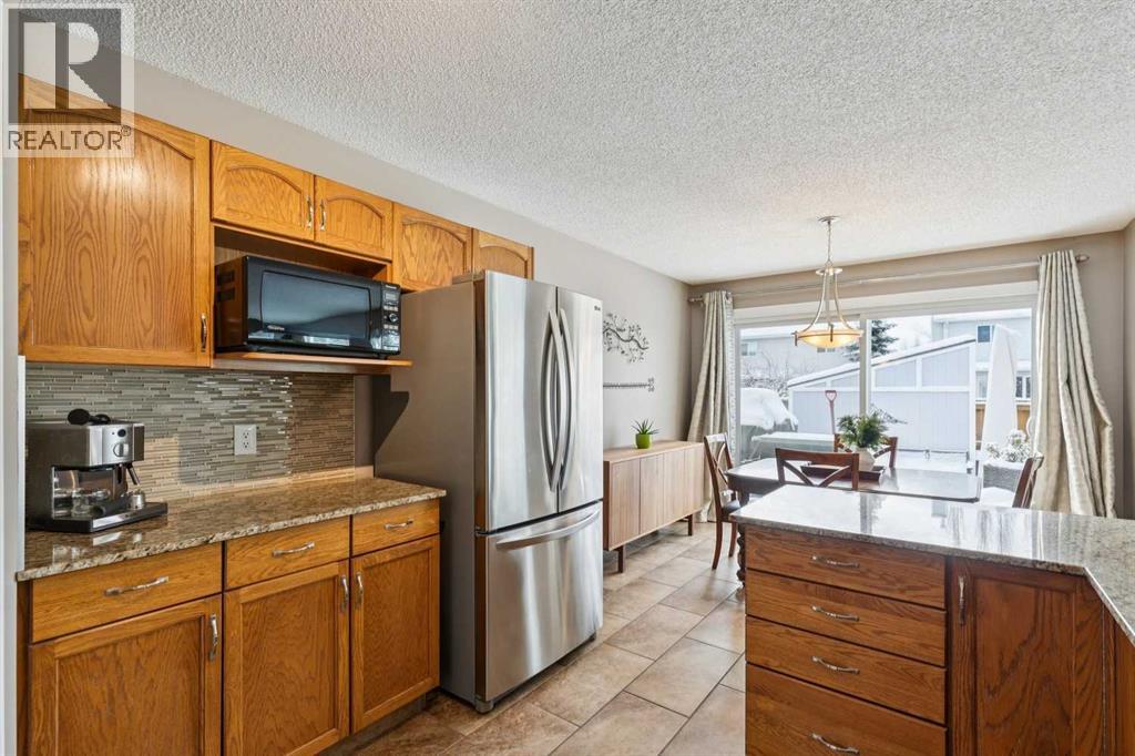 33 River Rock Crescent SE, Calgary, Alberta