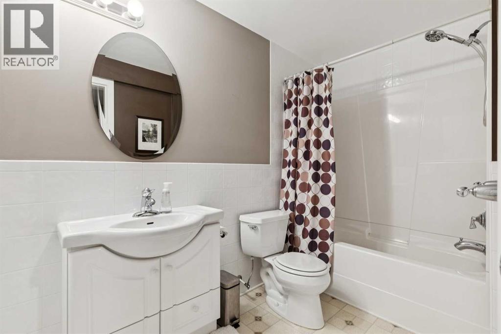 Single Family House for Sale in  River Rock Crescent SE Riverbend Calgary 