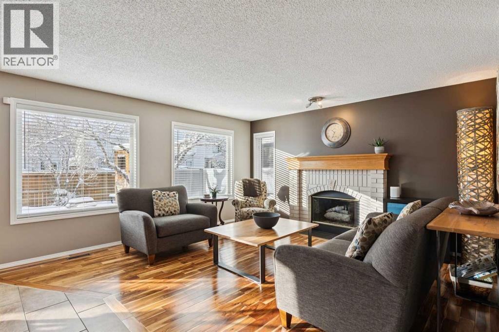 Single Family House for Sale in  River Rock Crescent SE Riverbend Calgary 