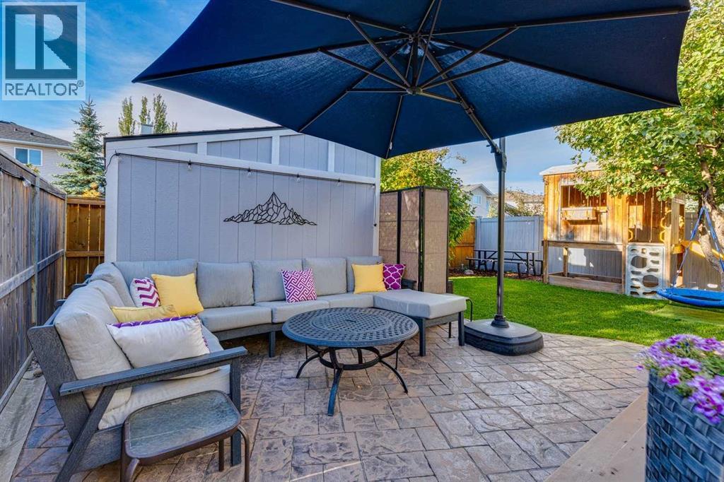 Single Family House for Sale in  River Rock Crescent SE Riverbend Calgary 