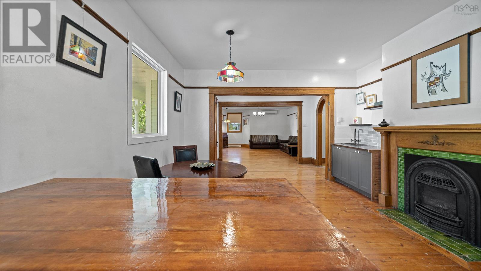 366 MAIN STREET - 21
