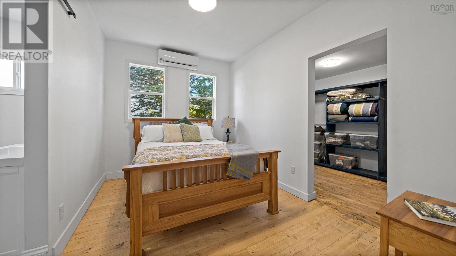 366 MAIN STREET - 22