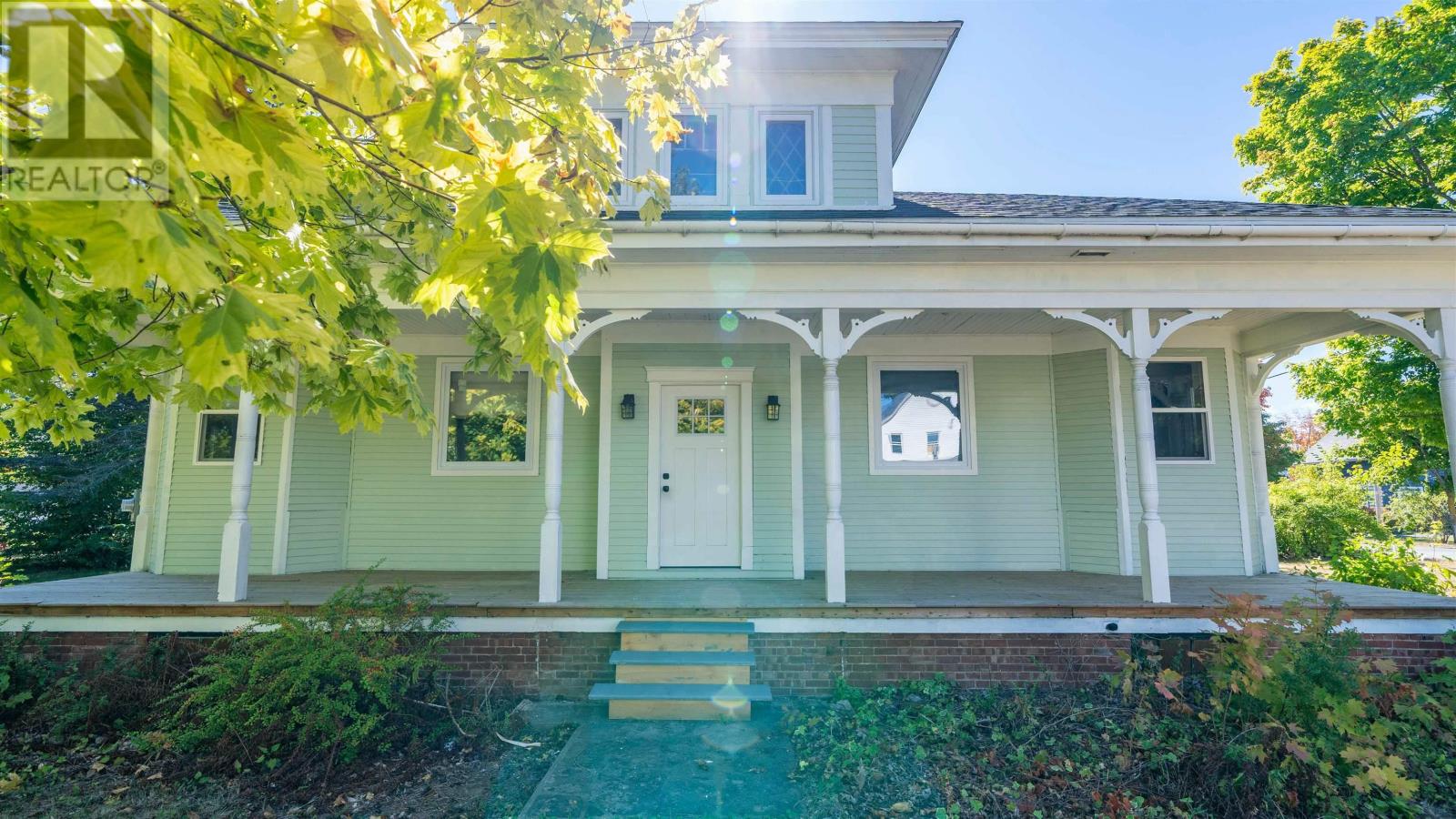 366 MAIN STREET - 3