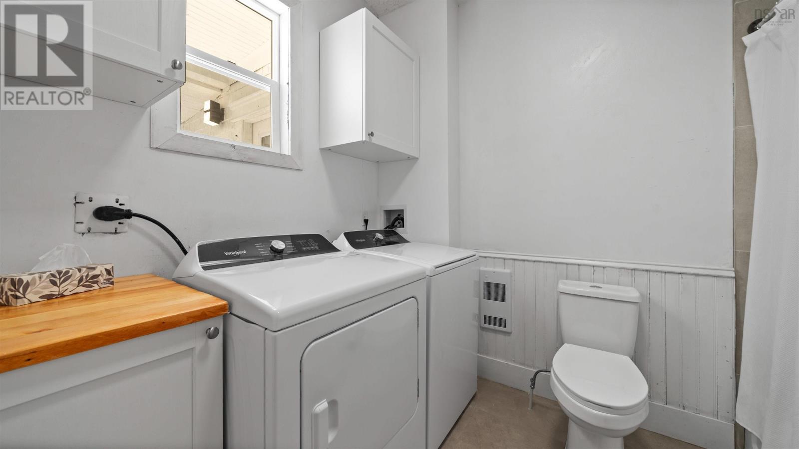 Property 46 of 50 of 366 Main Street