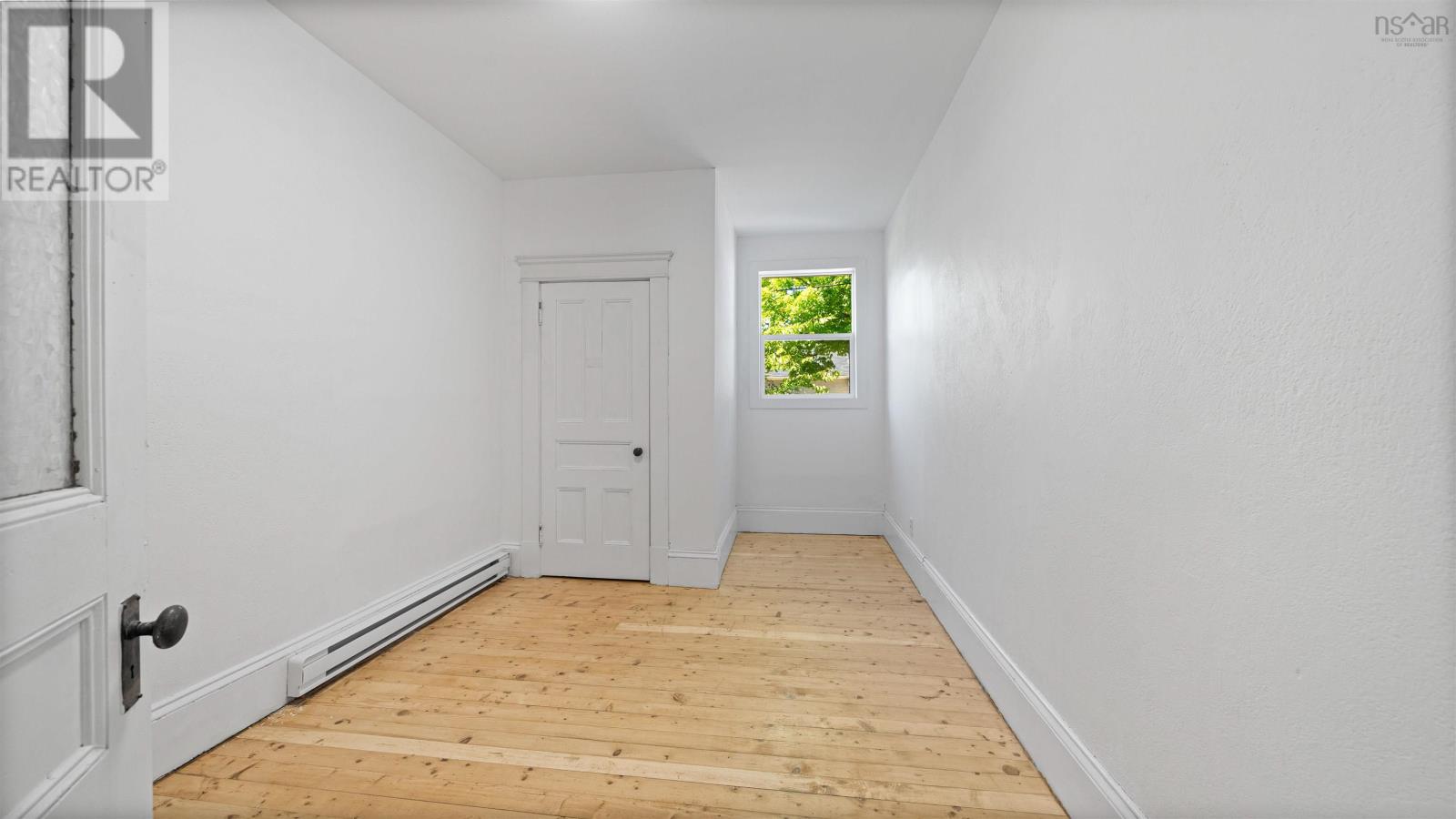 366 MAIN STREET - 35