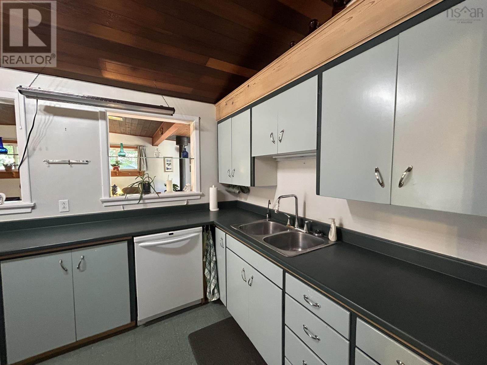 Property 27 of 47 of 45 Redden Avenue