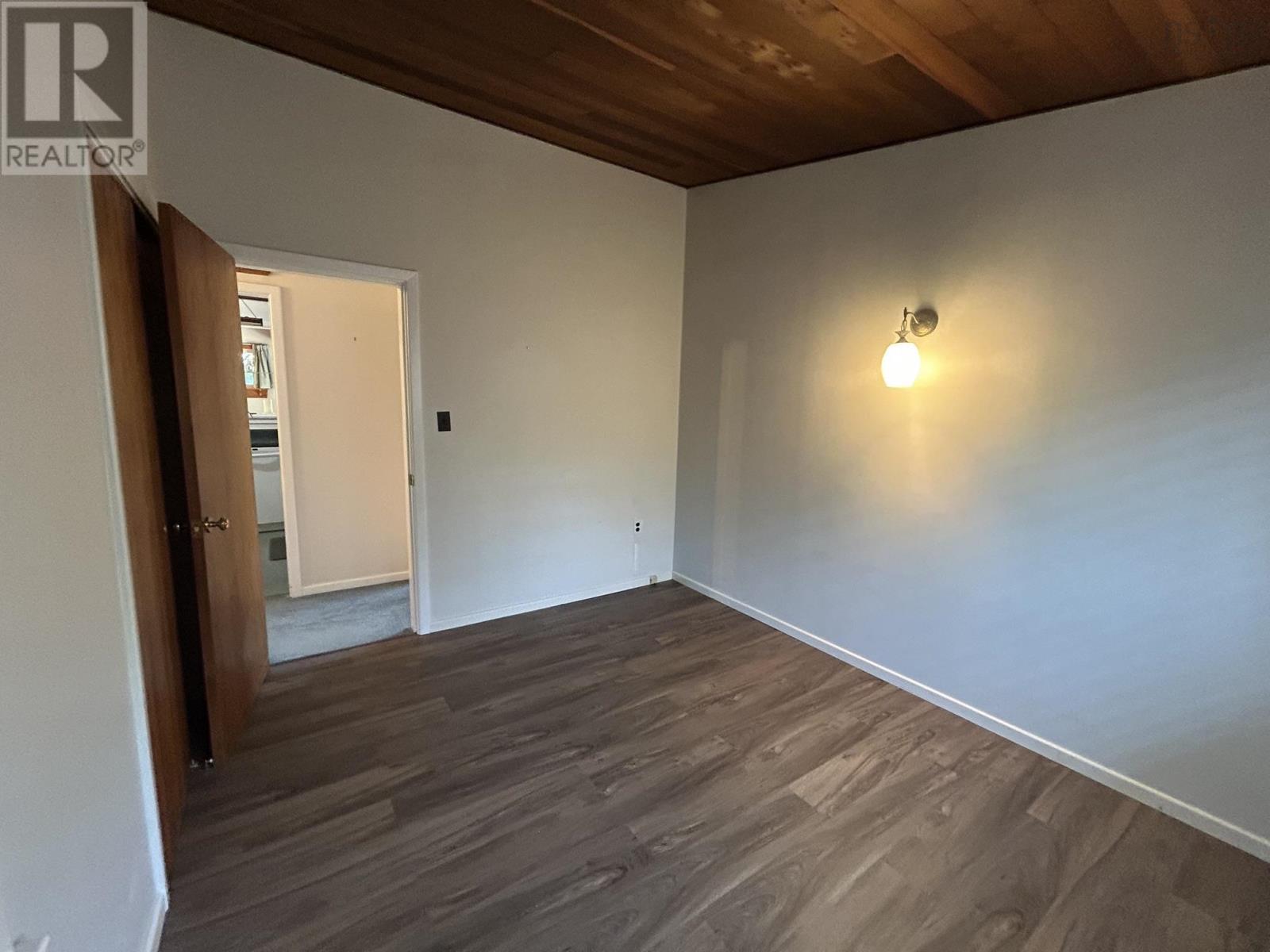 Property 44 of 47 of 45 Redden Avenue