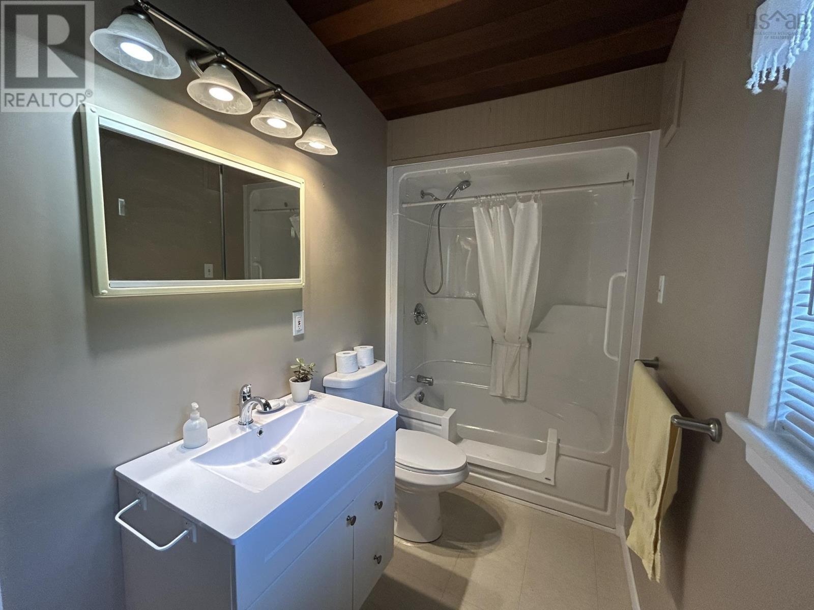 Property 3 of 47 of 45 Redden Avenue