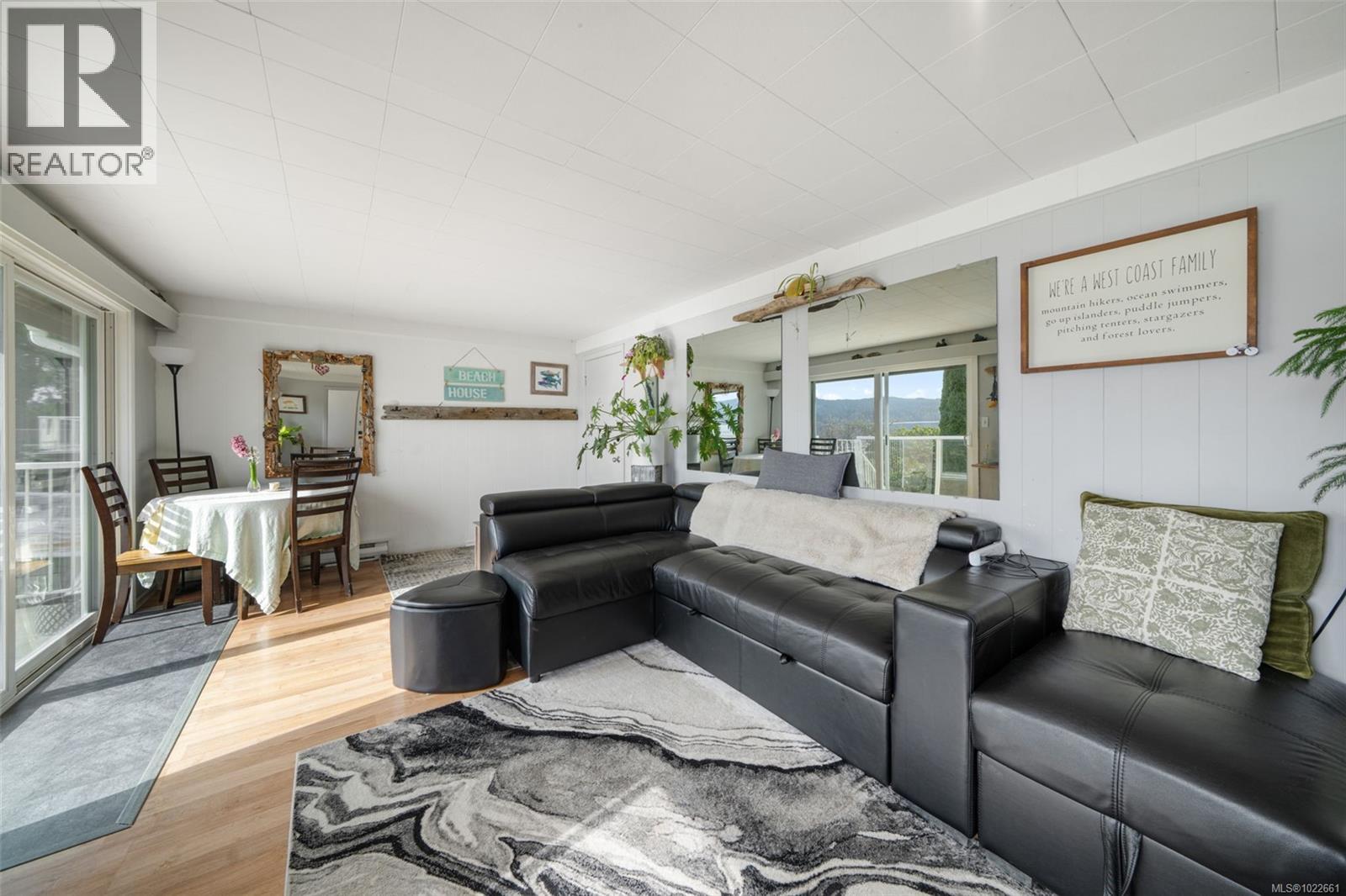  5979 Sooke Road, Sooke