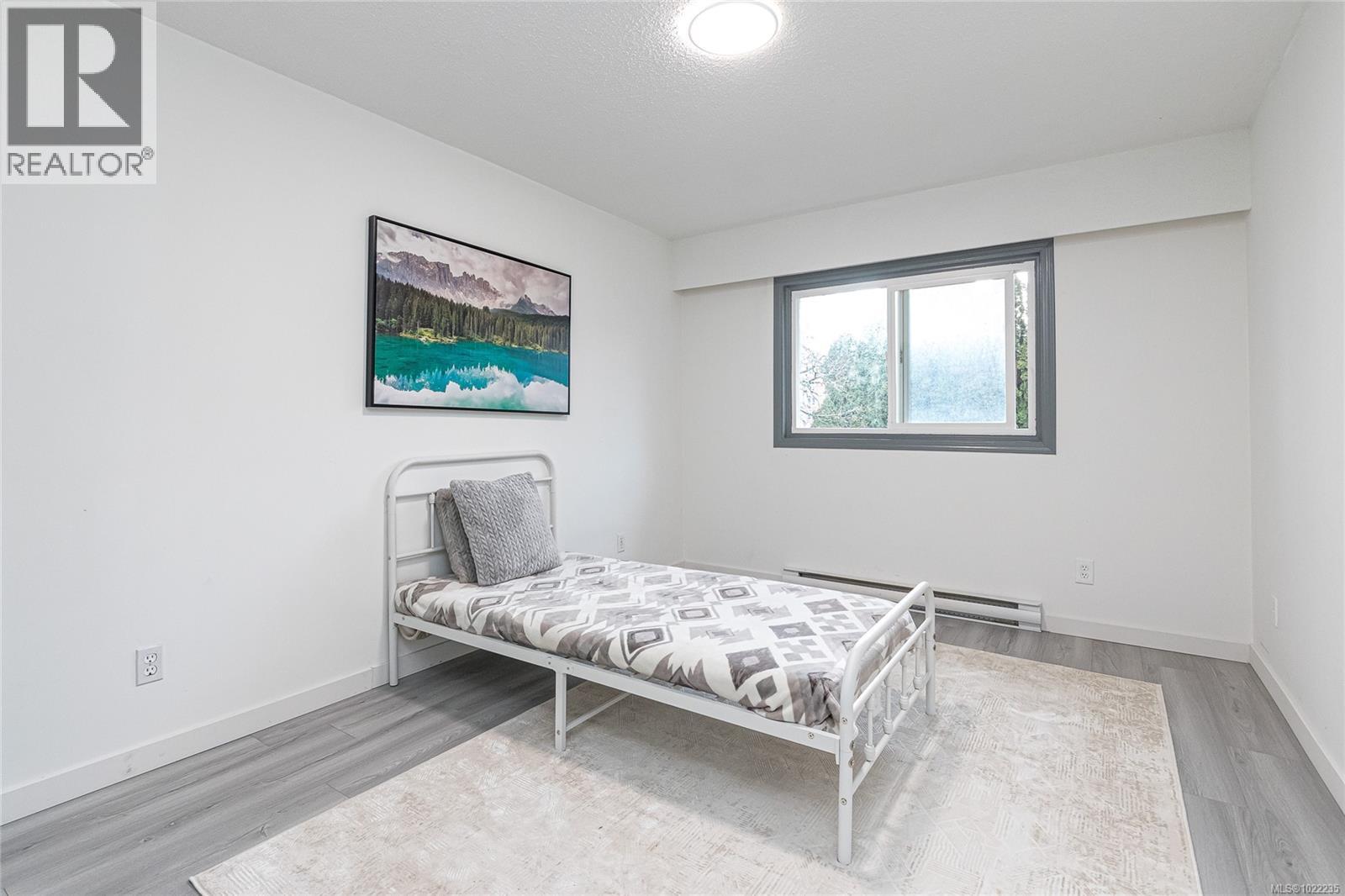 999 Furber Rd, Langford