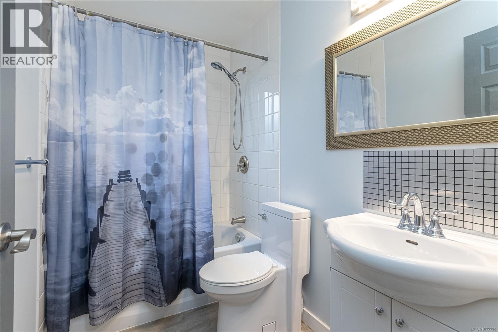 999 Furber Rd, Langford