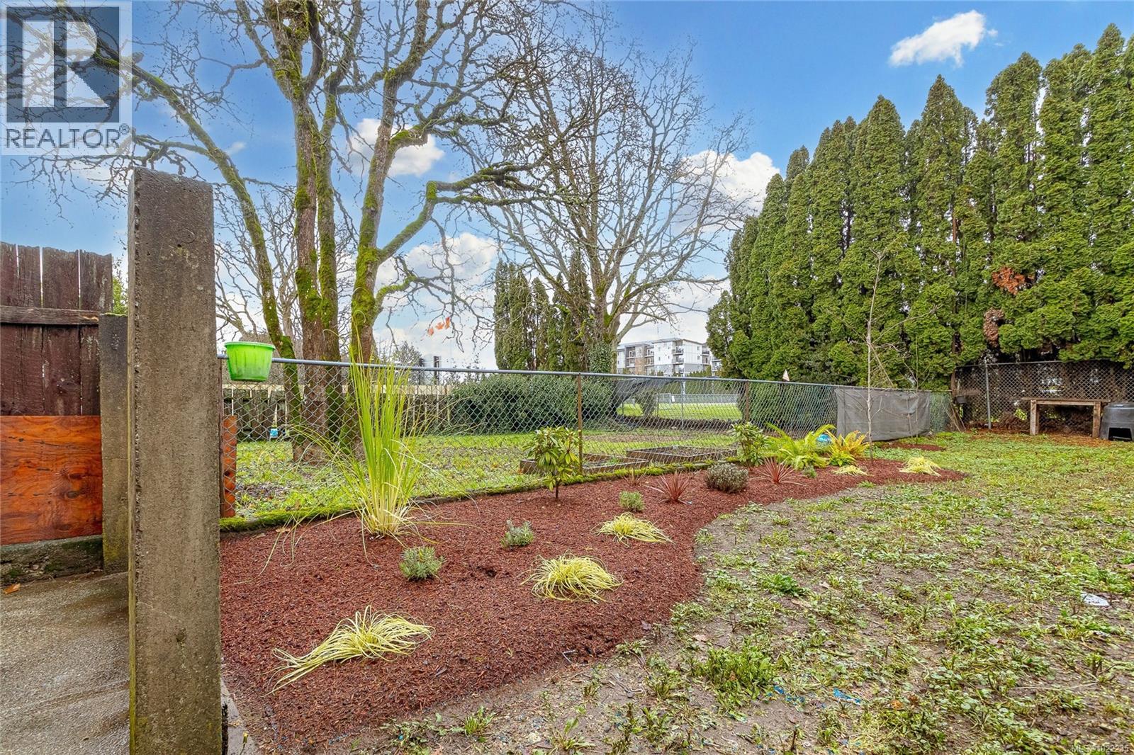 999 Furber Rd, Langford