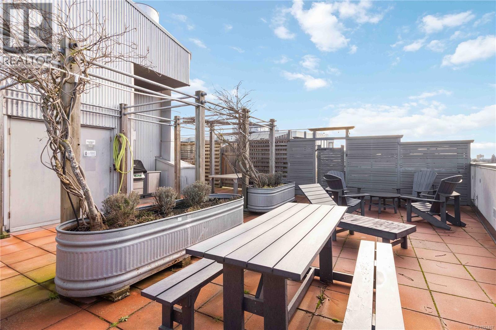 117 409 Swift St, Victoria