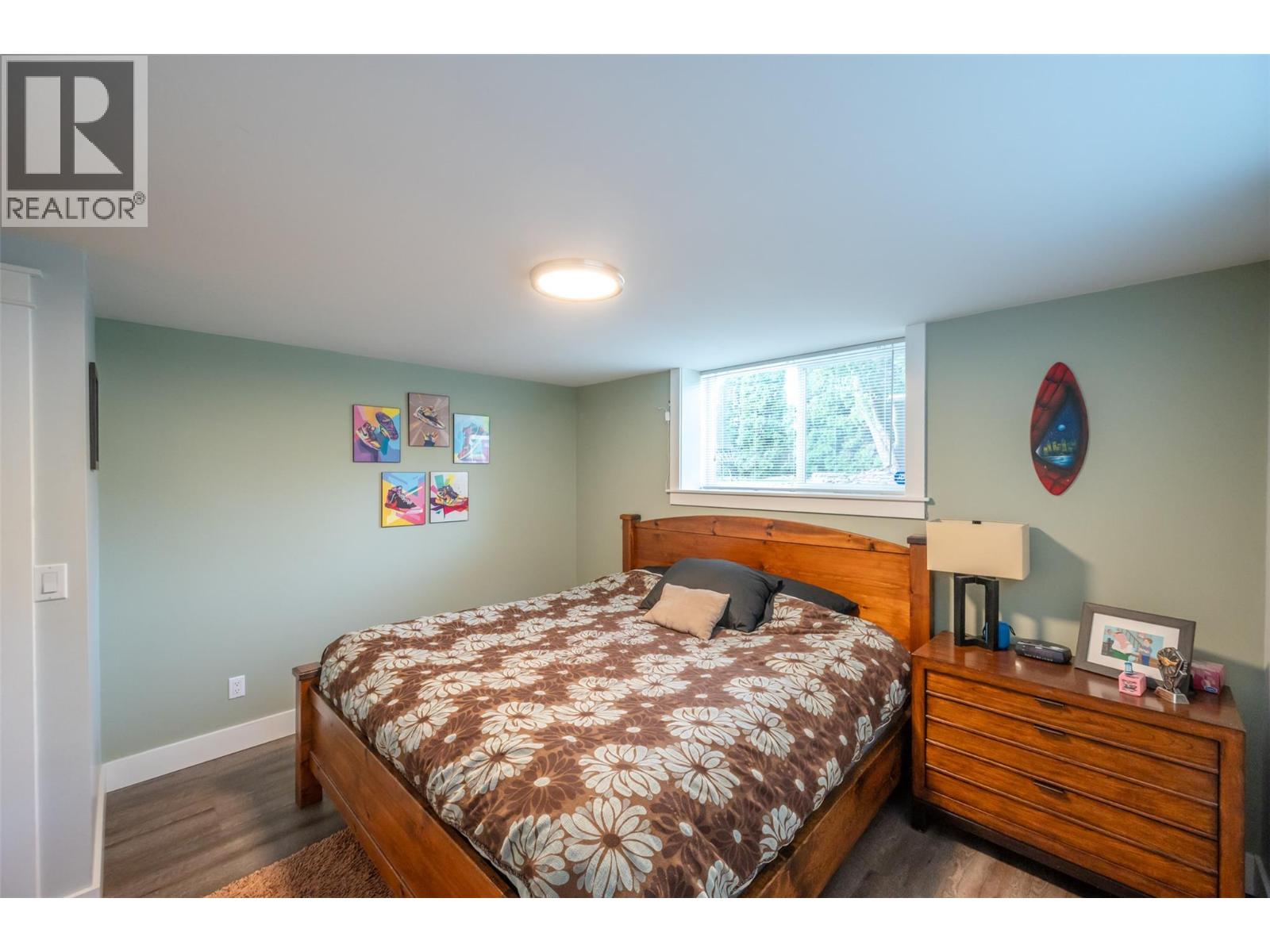 5545 Sawmill Road, Oliver