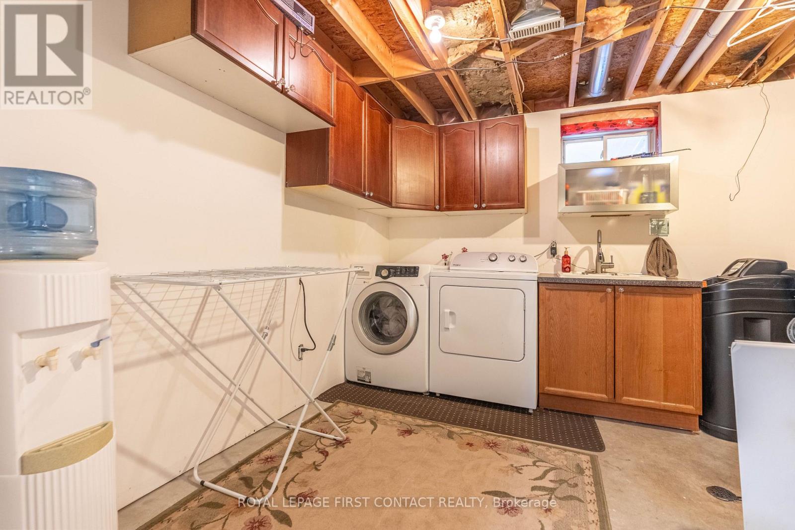 Single Family House Raised bungalow for Sale in  WISMER AVENUE Barrie (Northwest) 