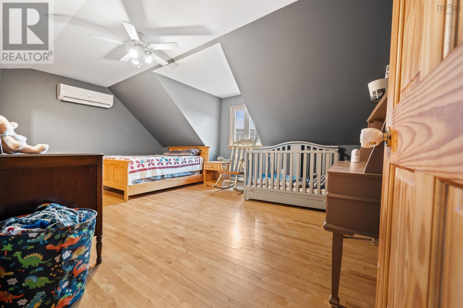 Property 40 of 50 of 1017 211 Highway