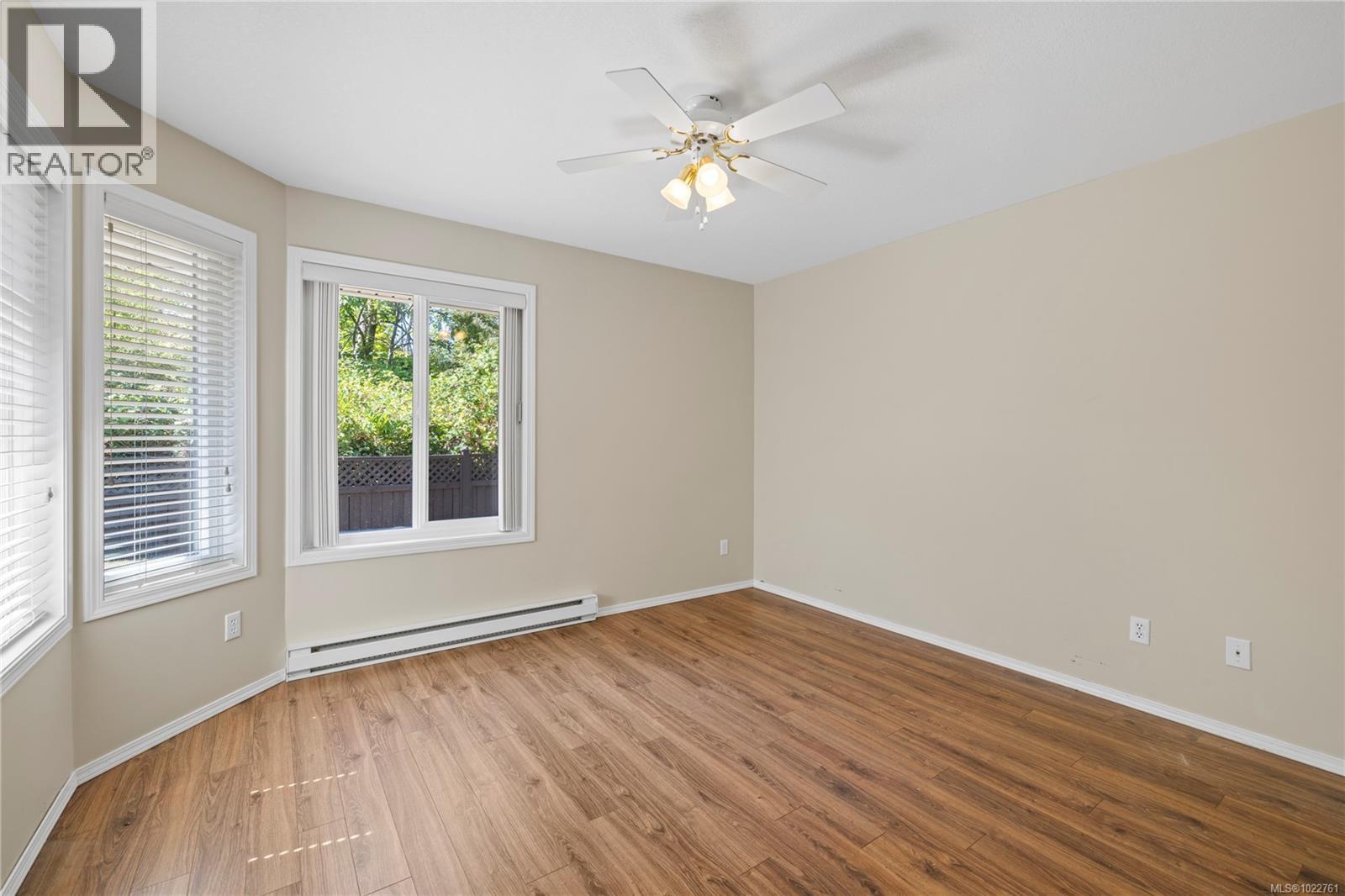 #11 454 MORISON AVE - 16