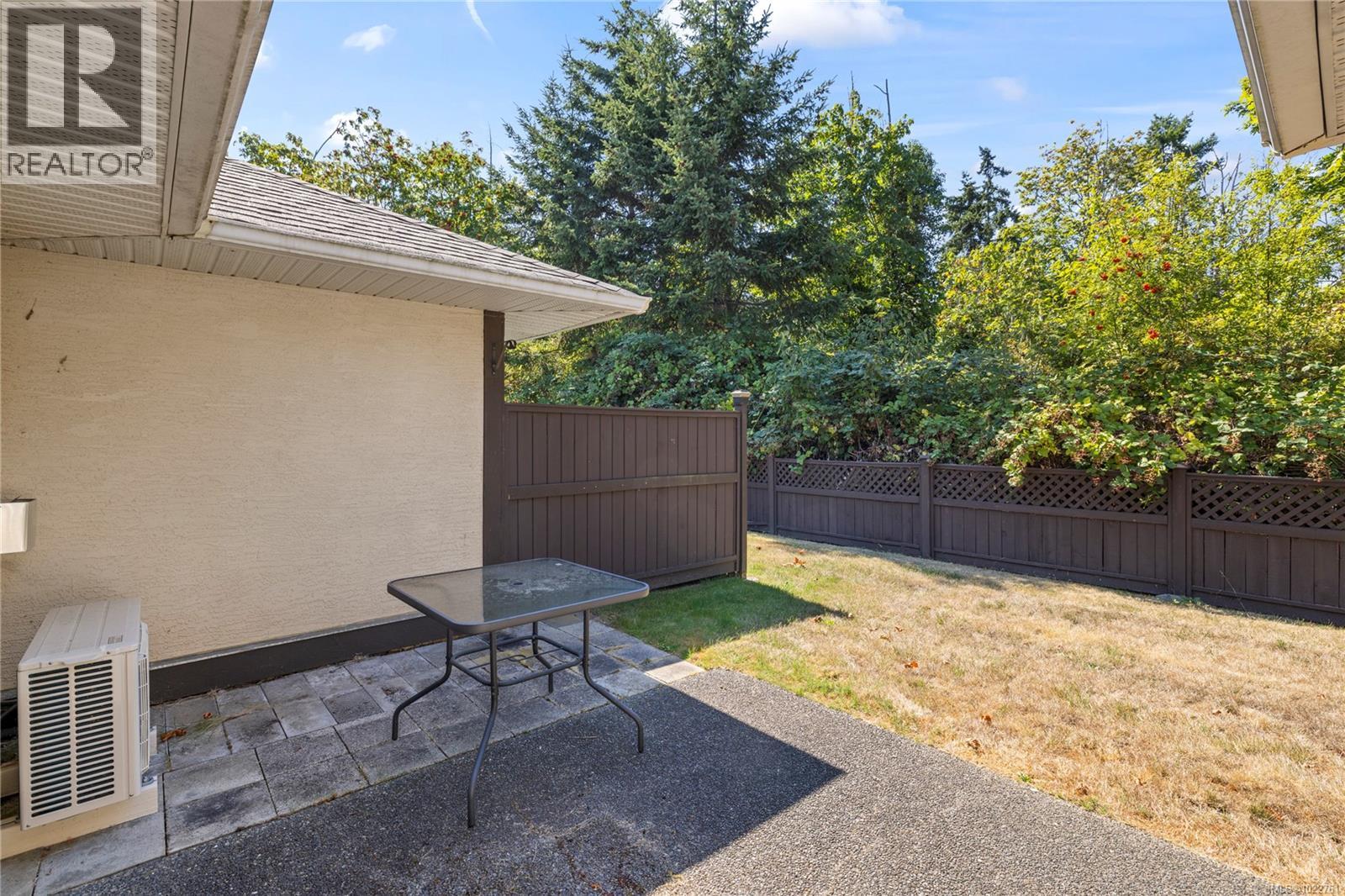 #11 454 MORISON AVE - 23