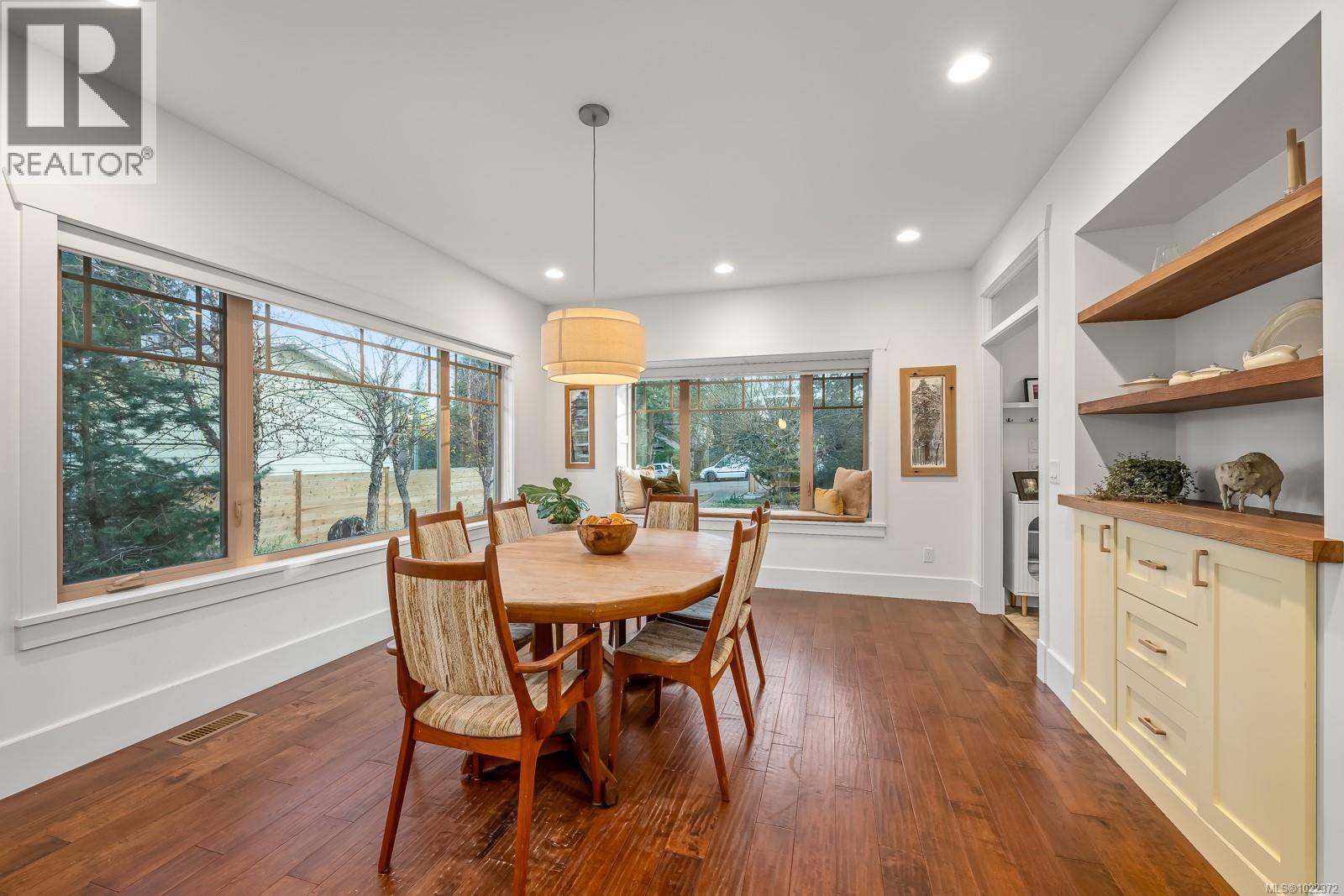 1610 Dogwood Ave, Comox