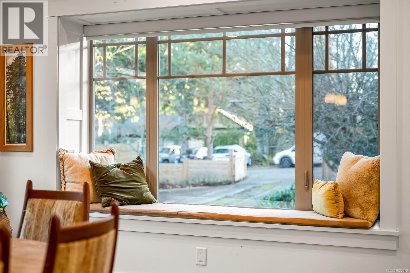 1610 Dogwood Ave, Comox